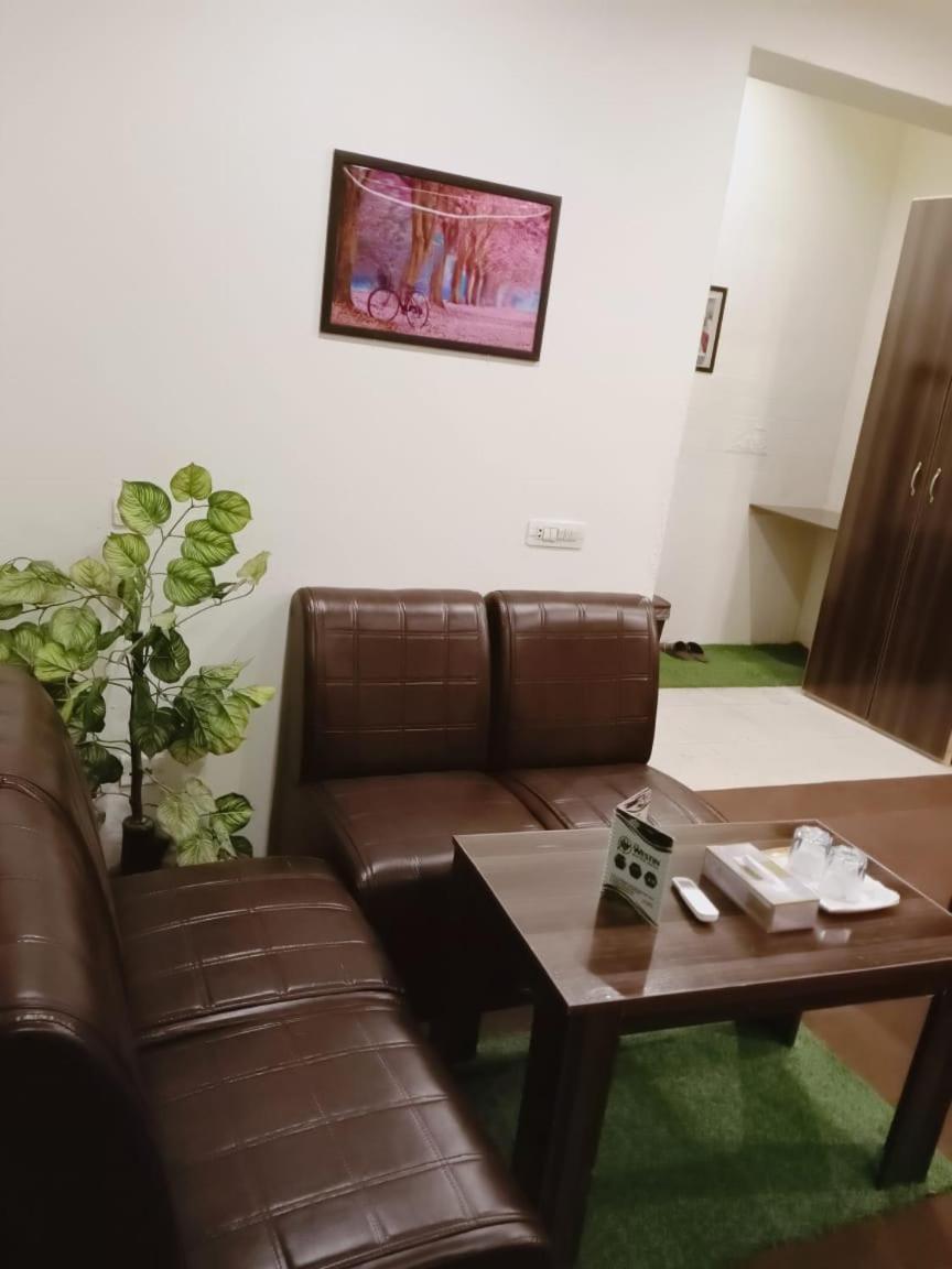 Westin Suites Lahore Værelse billede